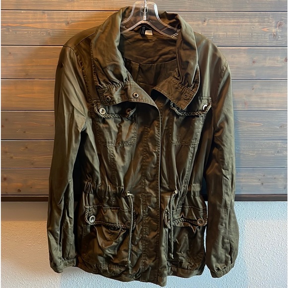 Divided Olive Green Jacket - Picture 2 of 15